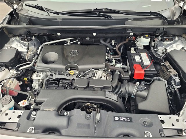 Used 2019 Toyota RAV4 LE image 27