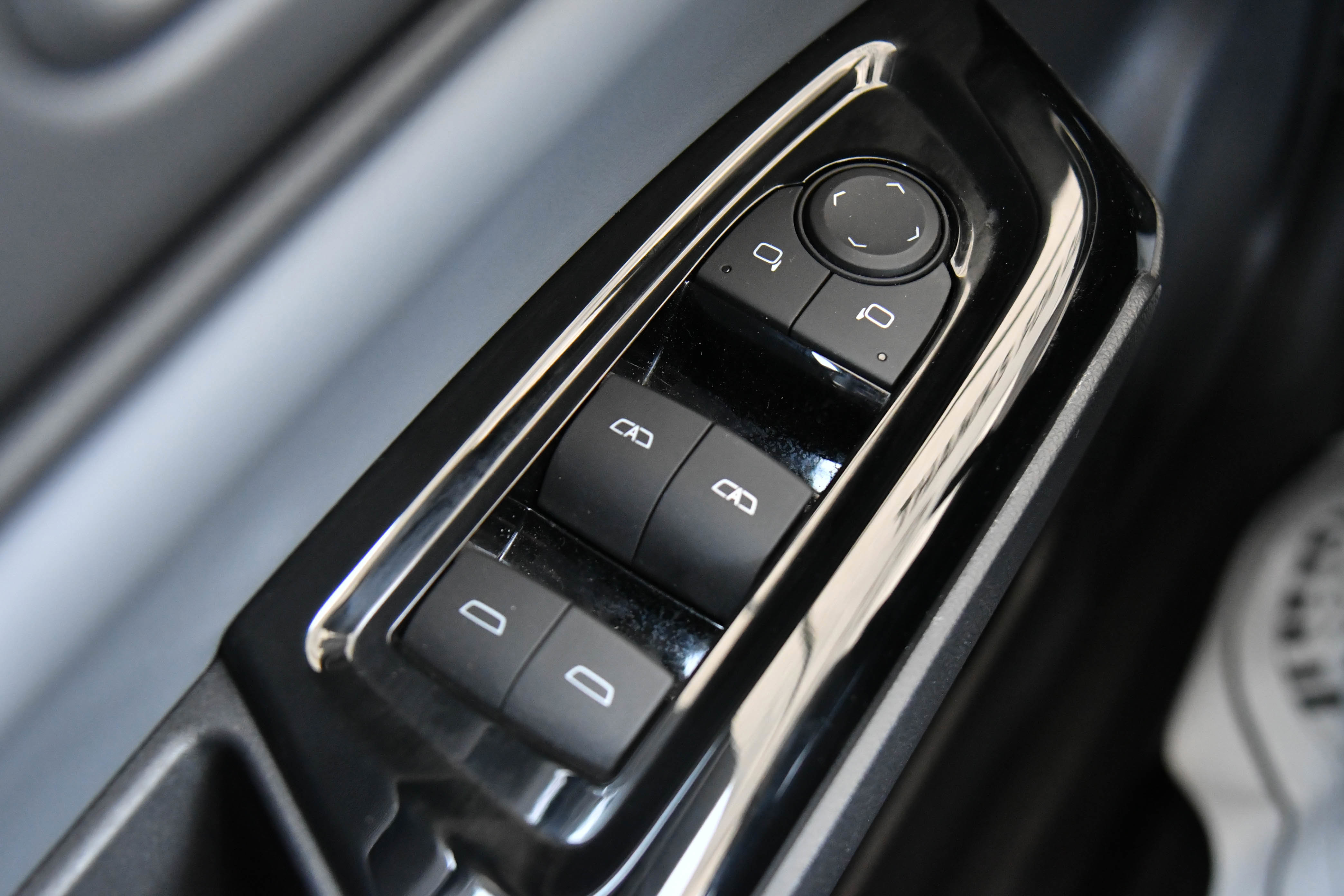 Used 2024 Honda Prologue Touring image 35