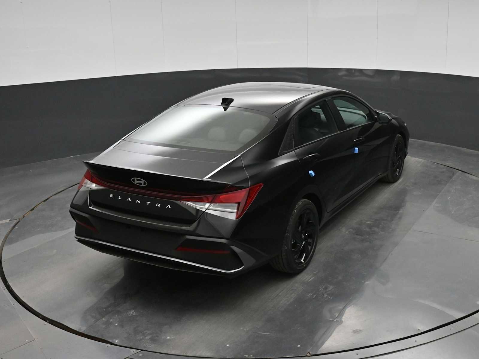 New 2026 Hyundai Elantra SEL Sport FWD image 30