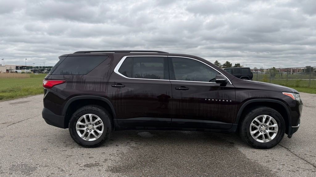 Used 2020 Chevrolet Traverse LT FWD image 8