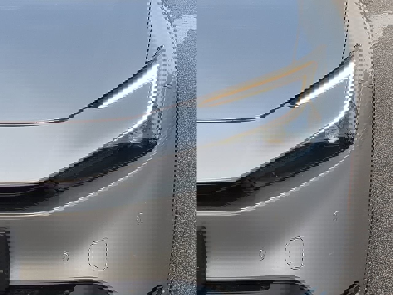 Used 2023 Toyota Prius XLE image 9