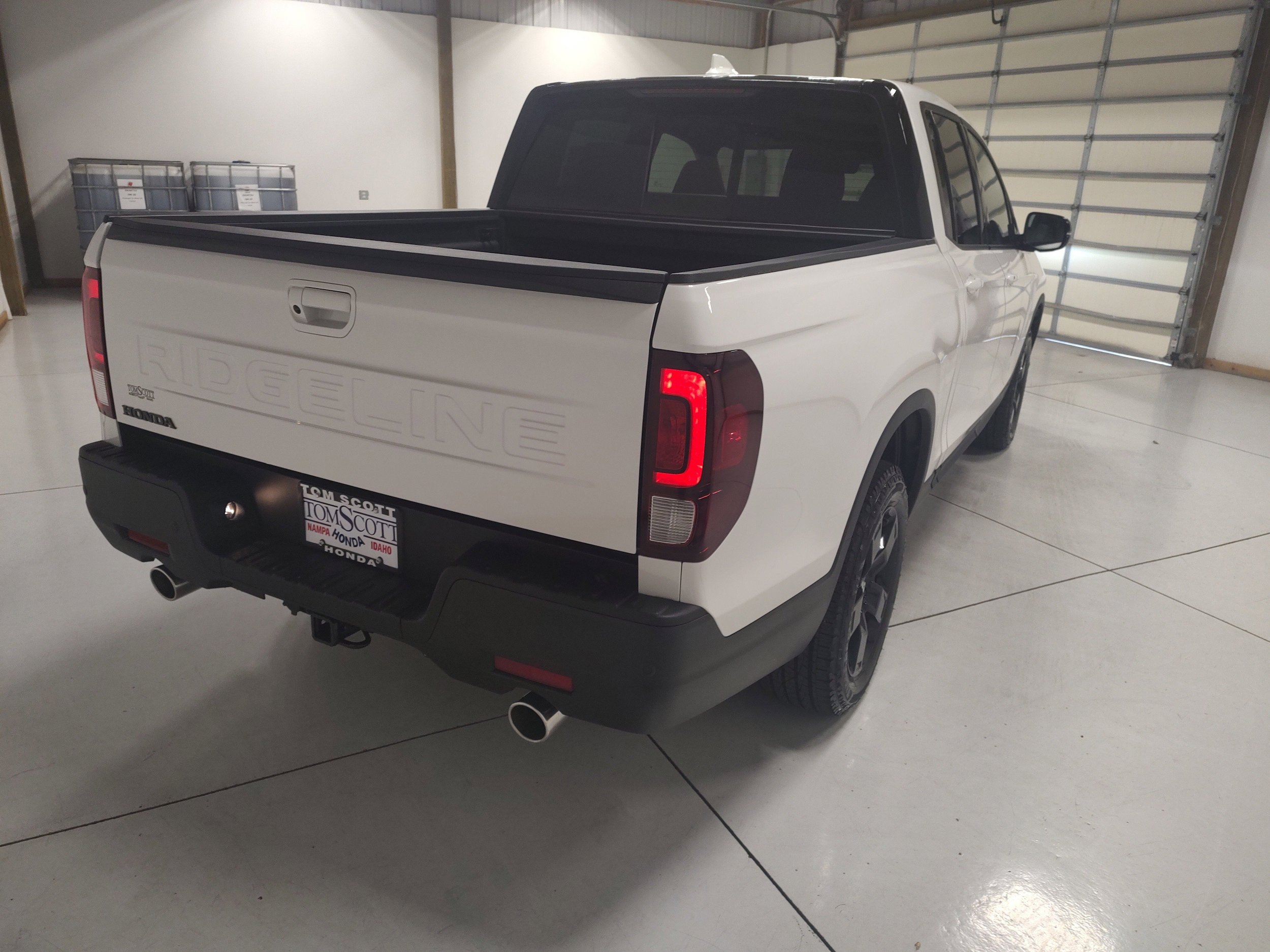 New 2026 Honda Ridgeline Black Edition image 13