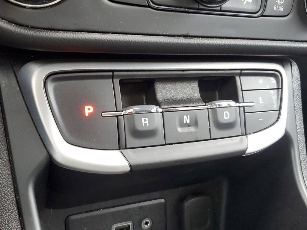 Used 2022 GMC Terrain SLE w/ Driver Convenience Package image 22