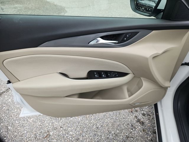 Used 2019 Buick Regal Preferred w/ Sights and Sounds Package FWD image 12