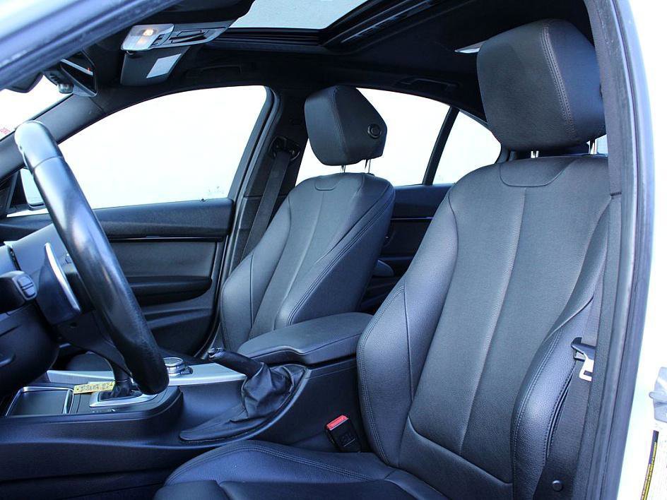 Used 2016 BMW 340i Sedan image 14