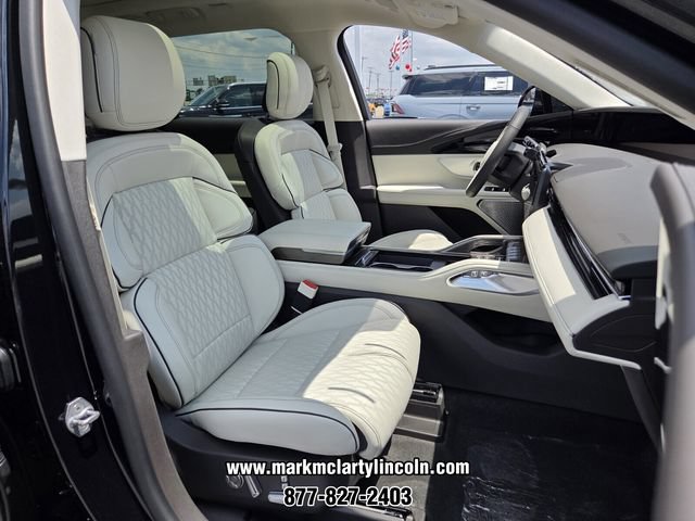 New 2026 Lincoln Nautilus Black Label w/ Jet Appearance Package AWD/4WD image 14