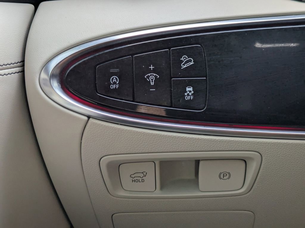 Used 2023 Genesis GV70 3.5T Sport w/ Sport Advanced Package image 30