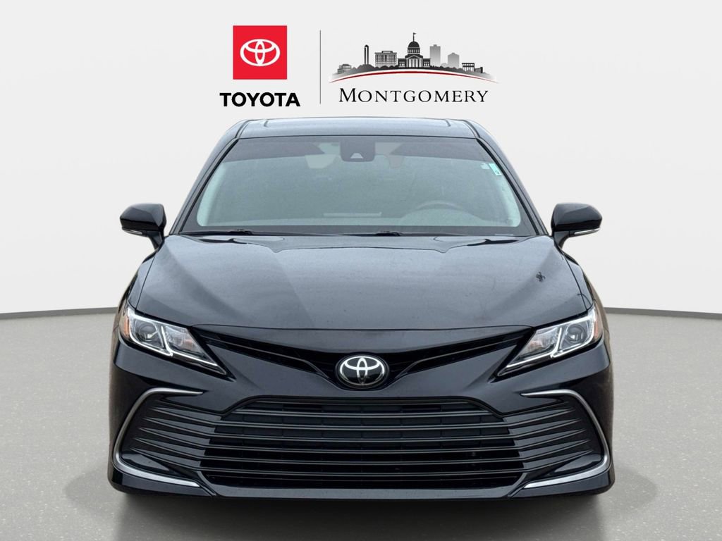 Used 2024 Toyota Camry LE w/ Convenience Package FWD image 8