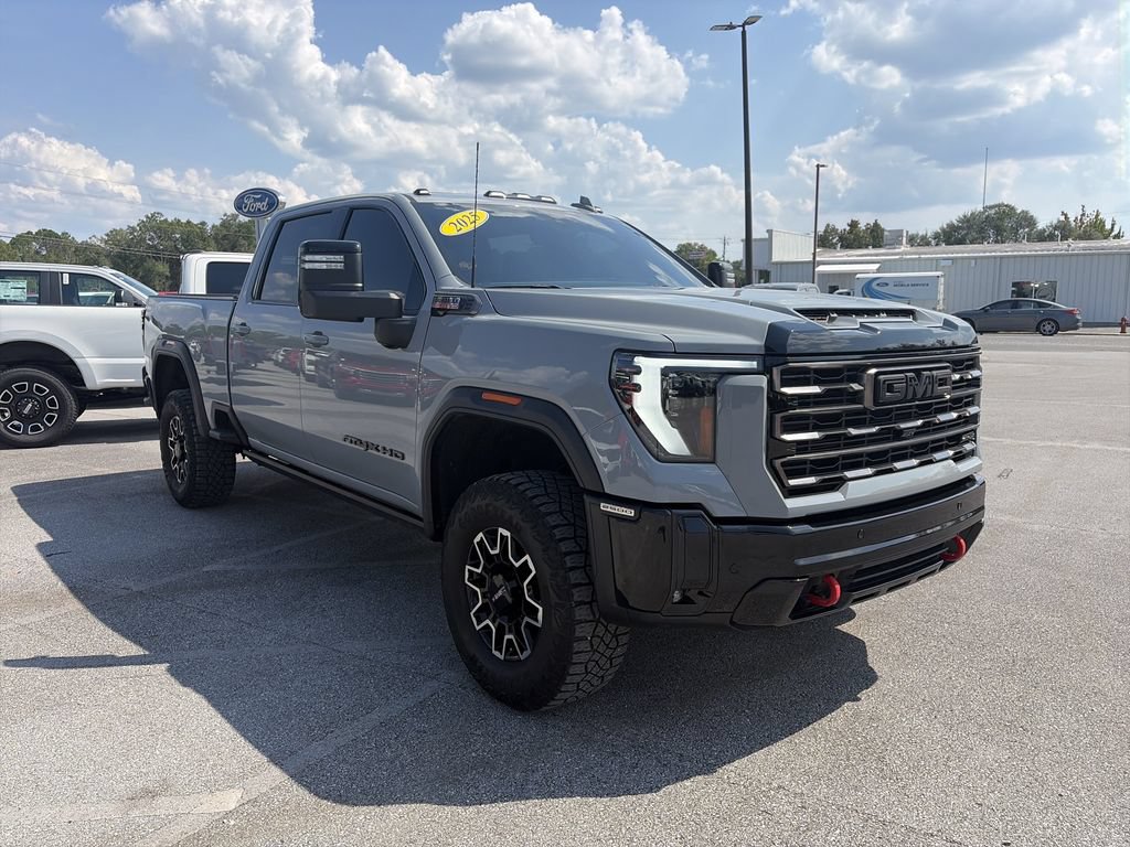 Used 2025 GMC Sierra 2500 AT4X AWD/4WD image 9