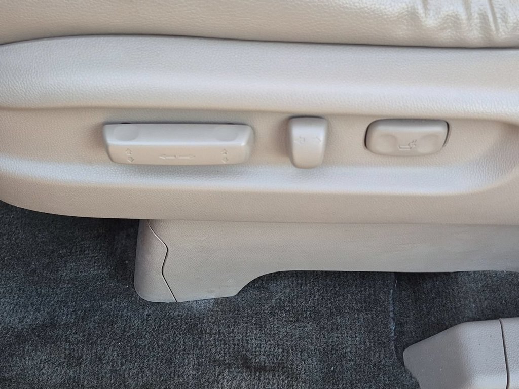 Used 2016 Honda Odyssey EX-L image 35