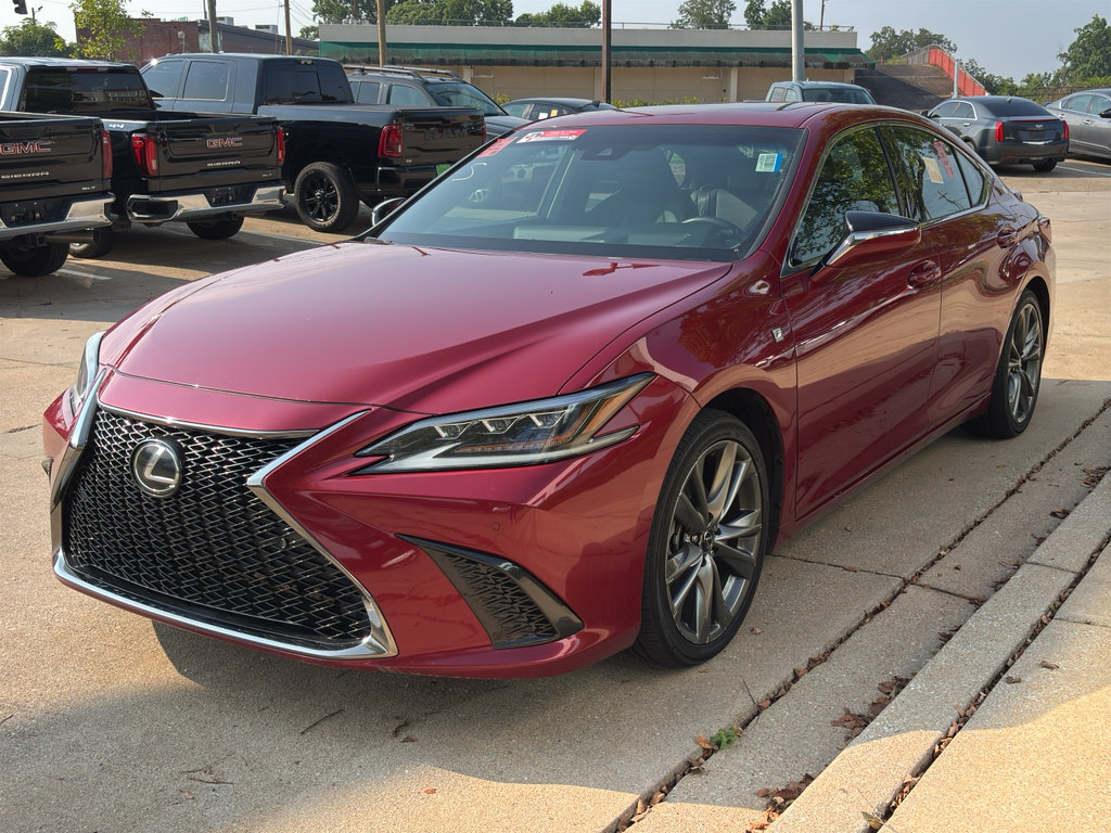Used 2019 Lexus ES 350 F Sport w/ Accessory Package FWD image 4