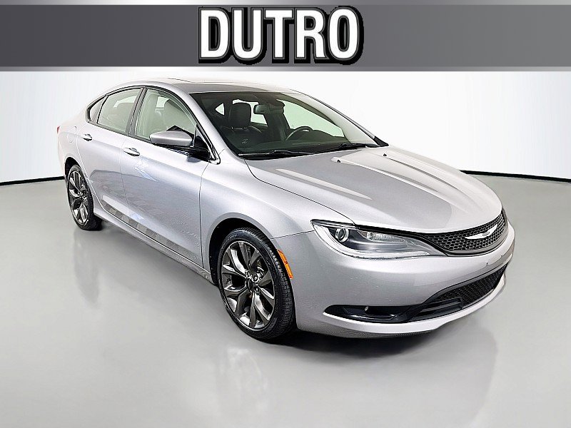 Used 2016 Chrysler 200 S w/ Comfort Group image 1