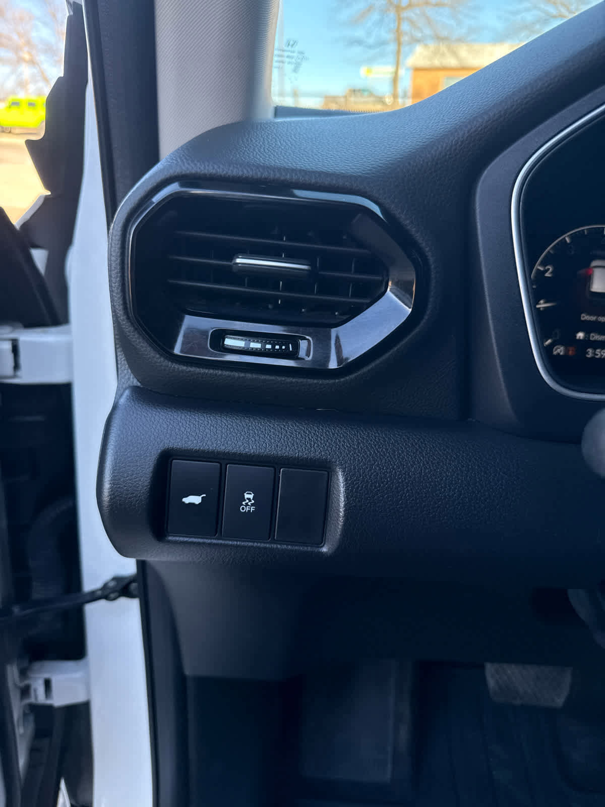 Used 2025 Honda Pilot Touring image 16