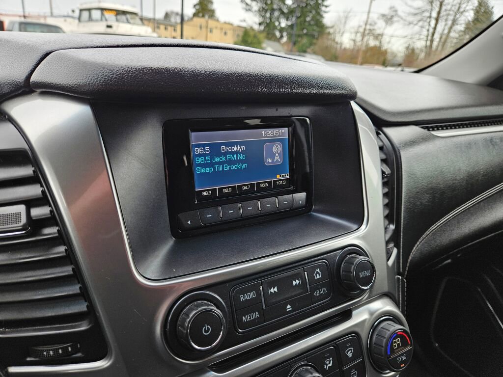 Used 2015 Chevrolet Tahoe 4WD image 19