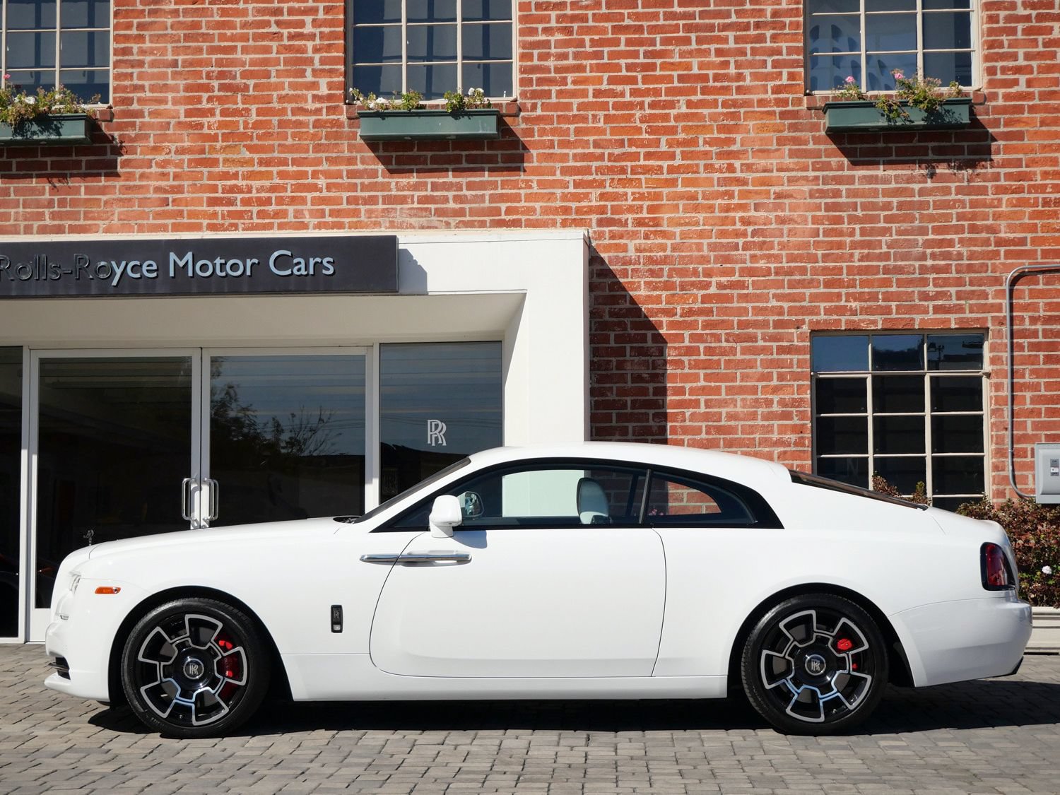 Used 2021 Rolls-Royce Wraith w/ Rolls-Royce Signature Package RWD image 3