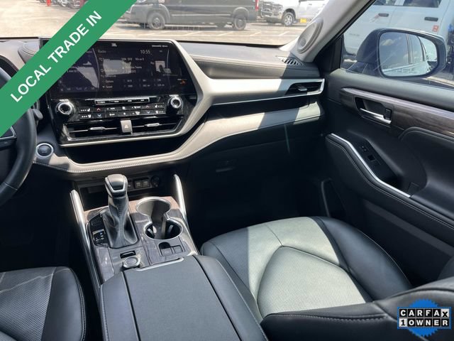Used 2021 Toyota Highlander Platinum AWD/4WD image 14