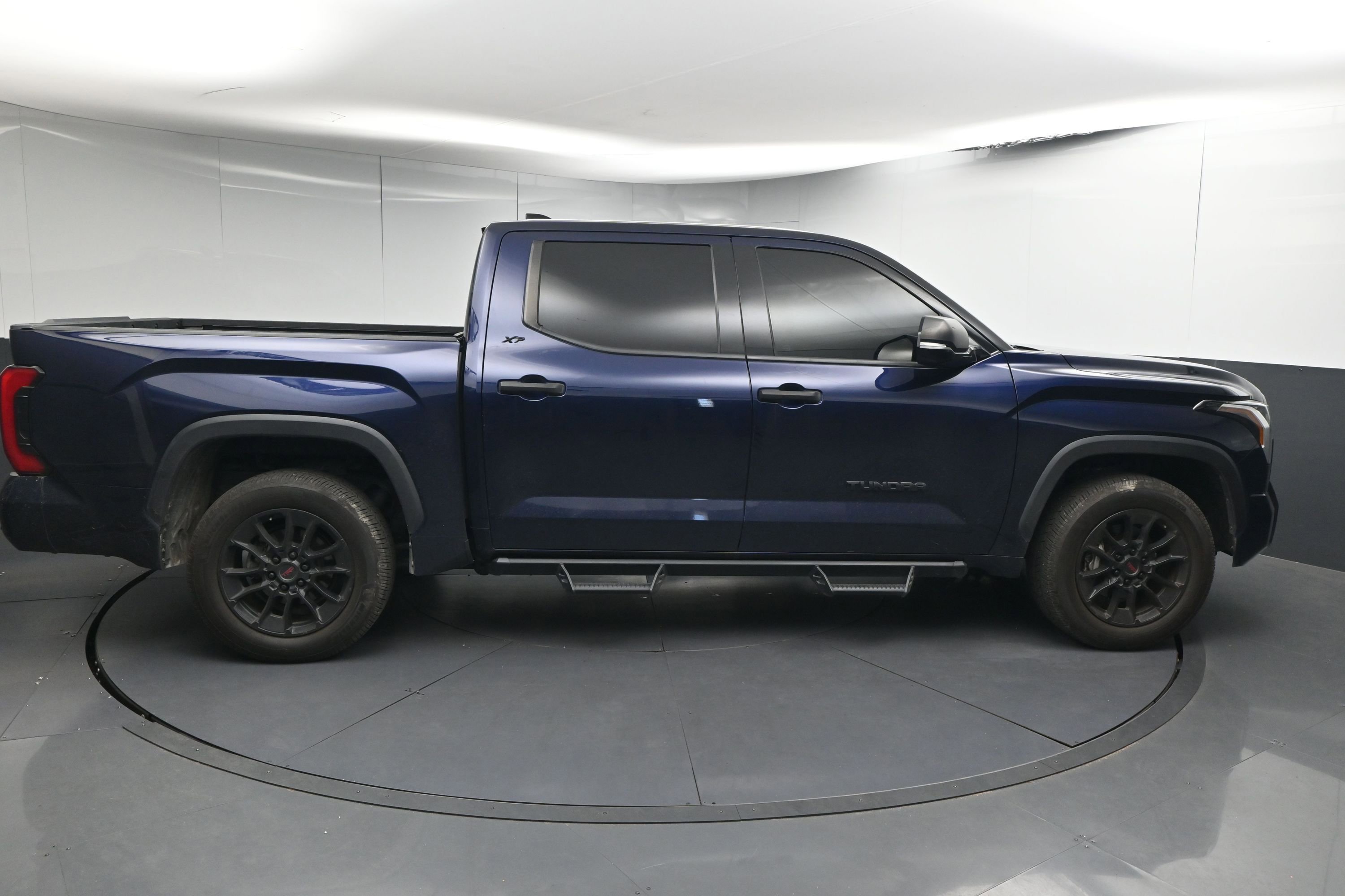 Used 2022 Toyota Tundra SR5 image 9