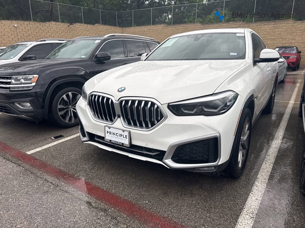 Used 2020 BMW X6 sDrive40i w/ Convenience Package RWD image 1