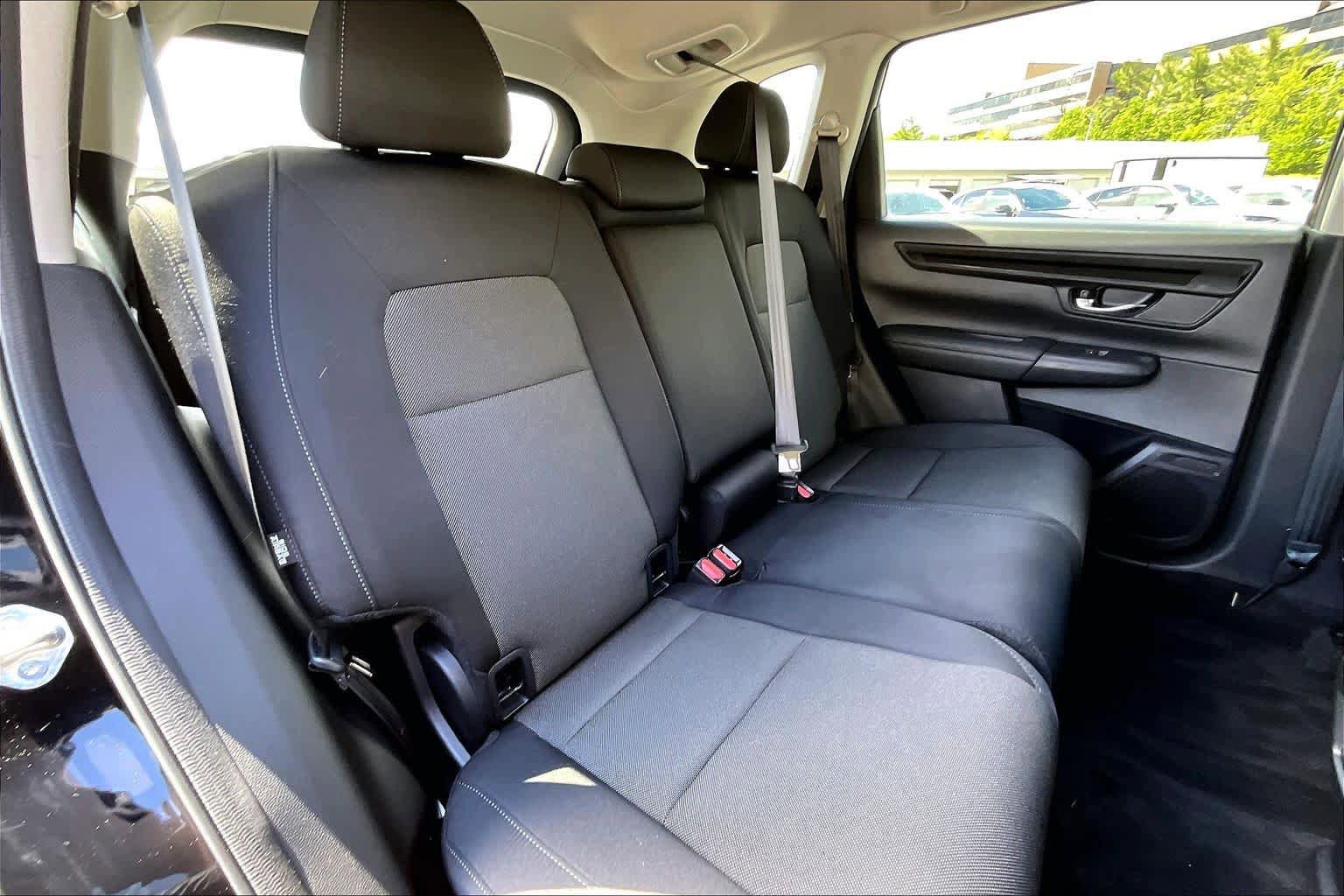 Used 2025 Honda CR-V LX image 21