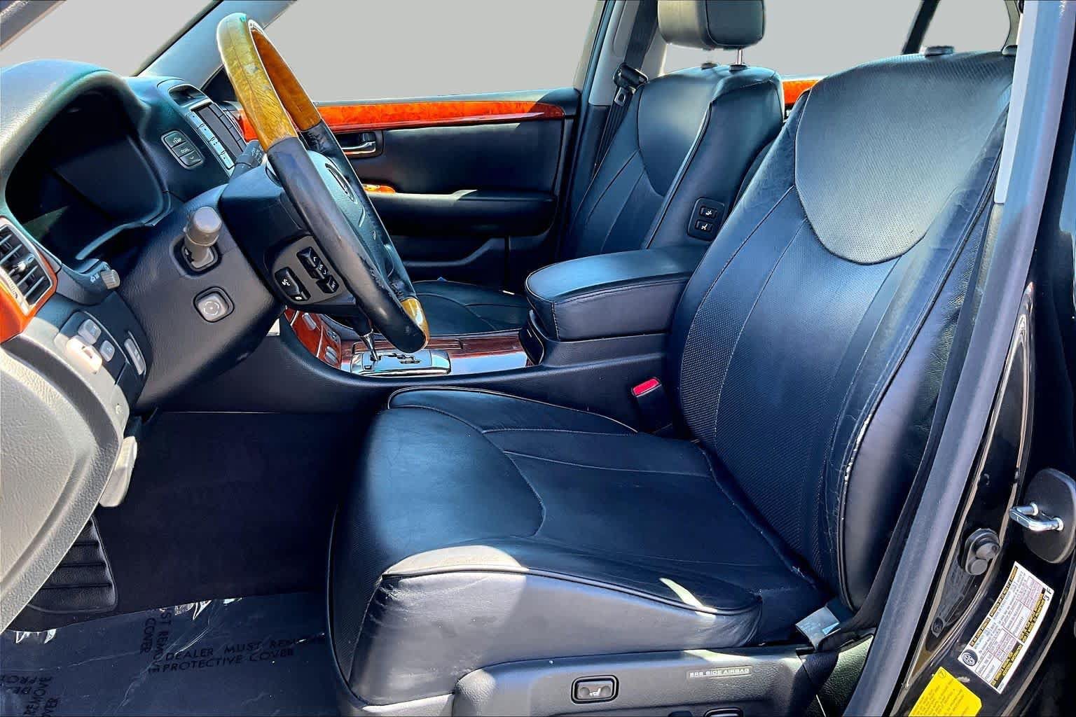 Used 2004 Lexus LS 430 RWD image 7