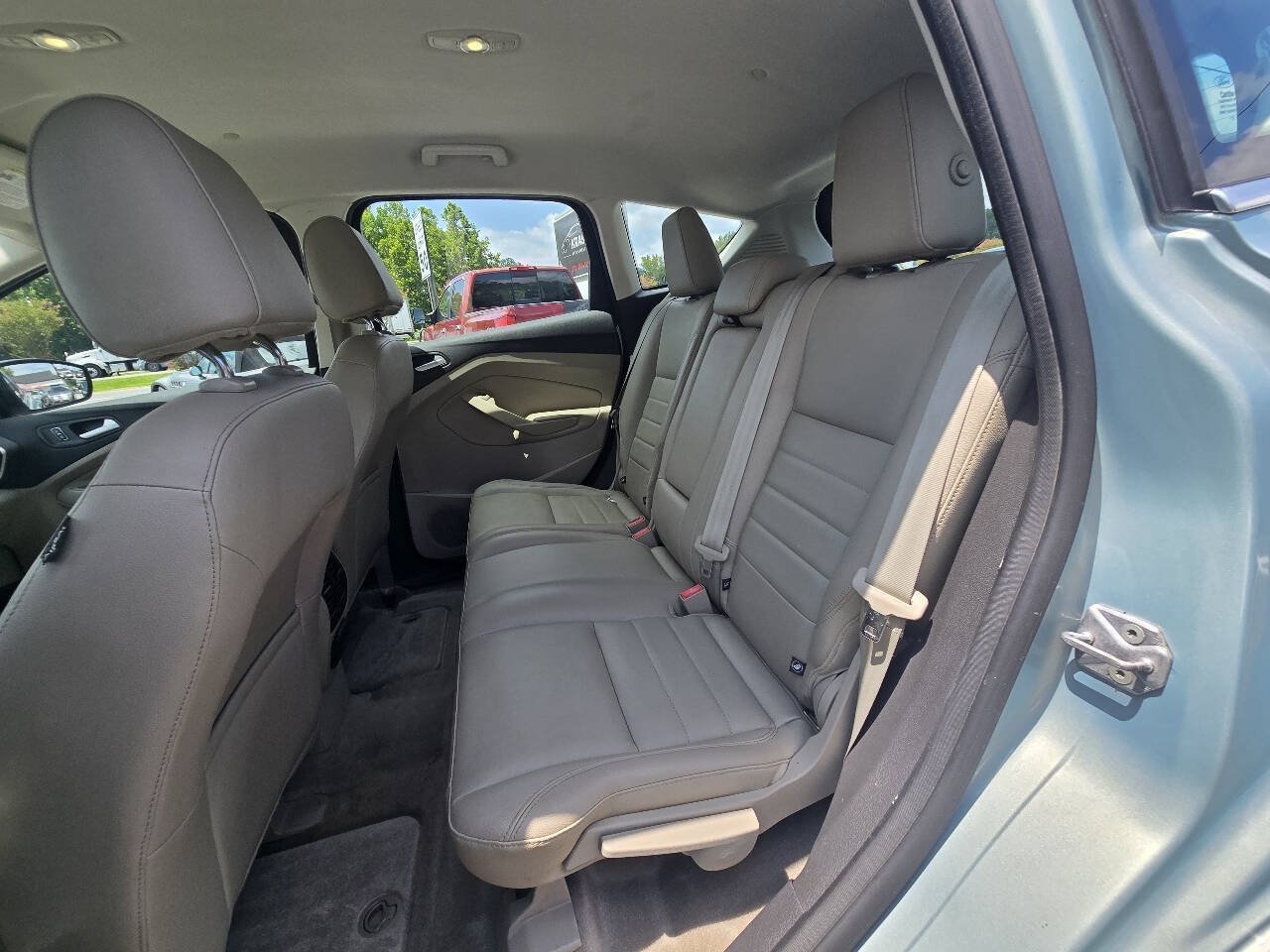 Used 2013 Ford C-MAX SEL FWD image 26