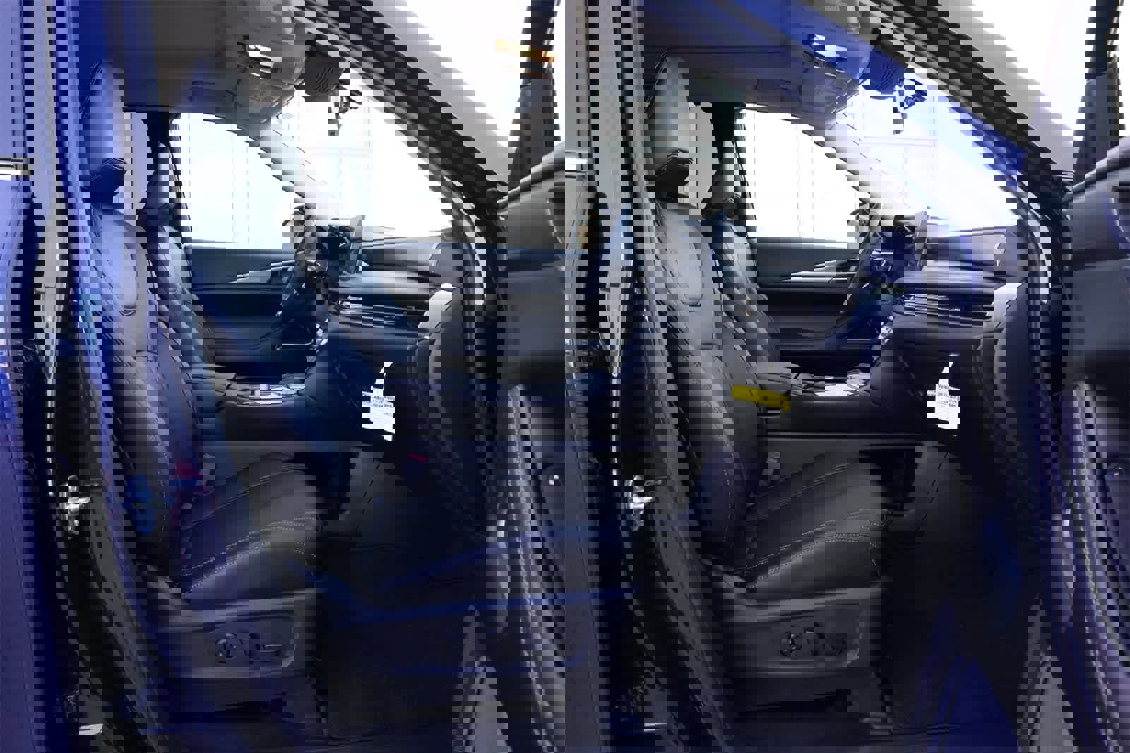 New 2026 INFINITI QX60 Luxe image 24