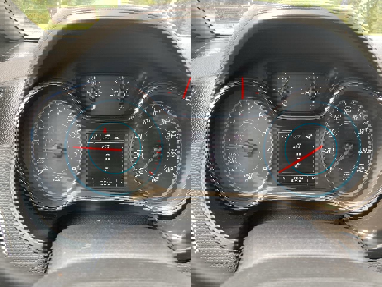 Used 2021 Chevrolet Equinox LT image 25