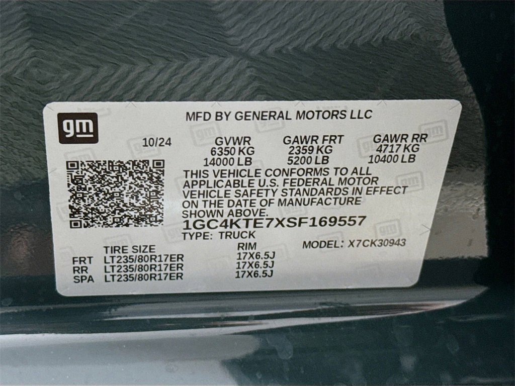 Used 2025 Chevrolet Silverado 3500 LT w/ Safety Package image 36