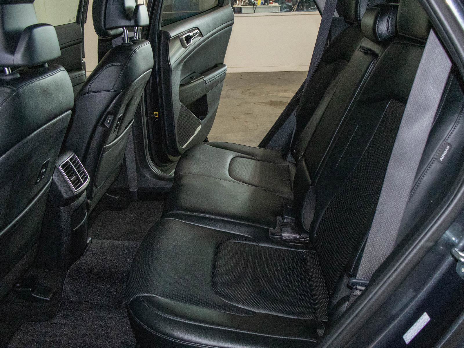 Used 2024 Kia Sportage EX image 14