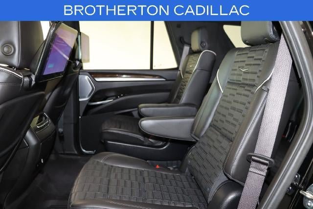 Used 2025 Cadillac Escalade Sport Platinum AWD/4WD image 33
