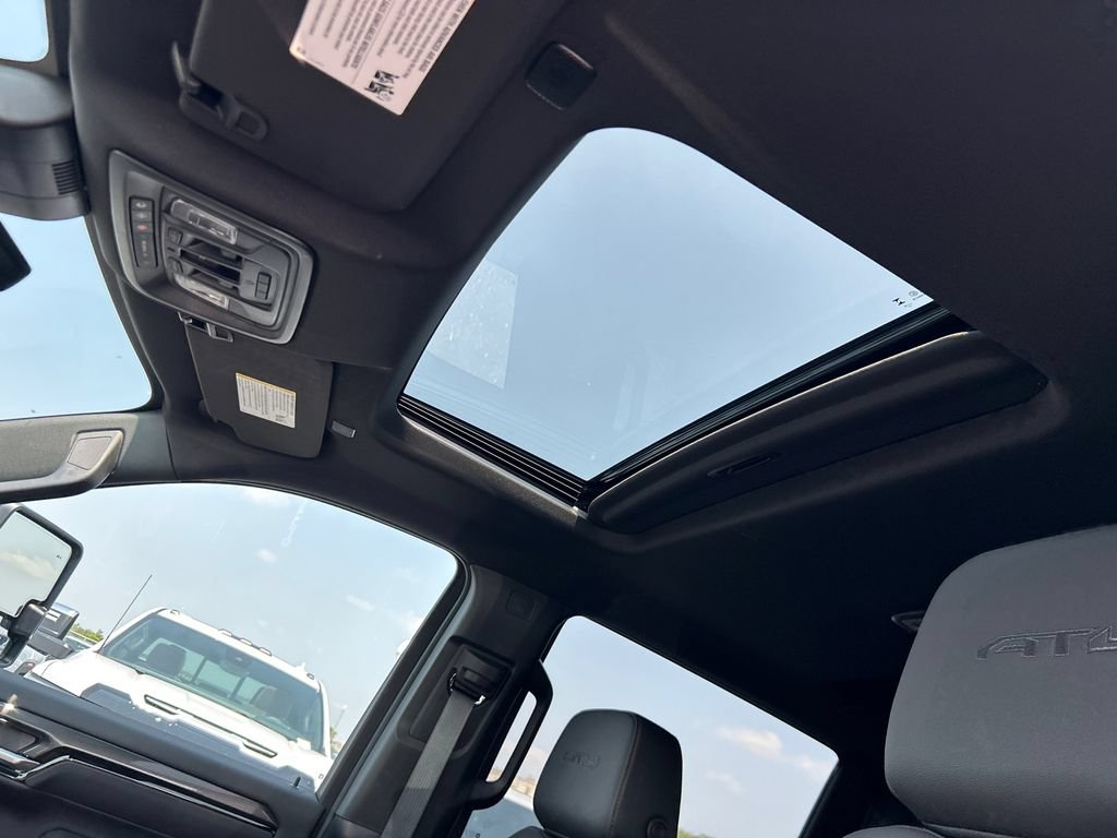 New 2026 GMC Sierra 2500 AT4 w/ AT4 Premium Plus Package AWD/4WD image 31