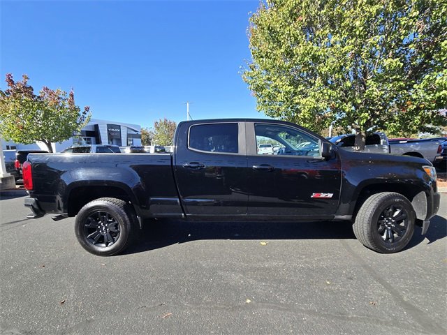 Used 2019 Chevrolet Colorado Z71 w/ Z71 Midnight Edition image 3