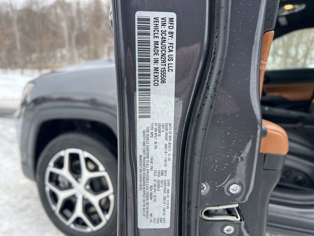 Used 2024 Jeep Compass Limited image 26