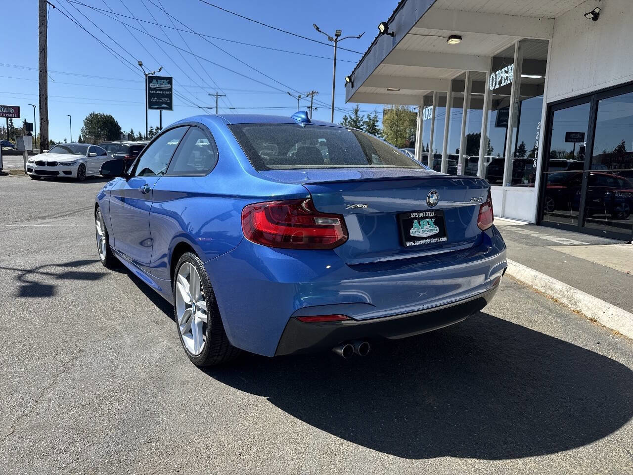 Used 2015 BMW 228i xDrive Coupe AWD/4WD image 4