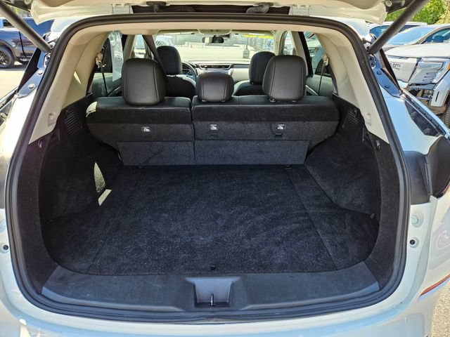 Used 2024 Nissan Murano SV AWD/4WD image 15