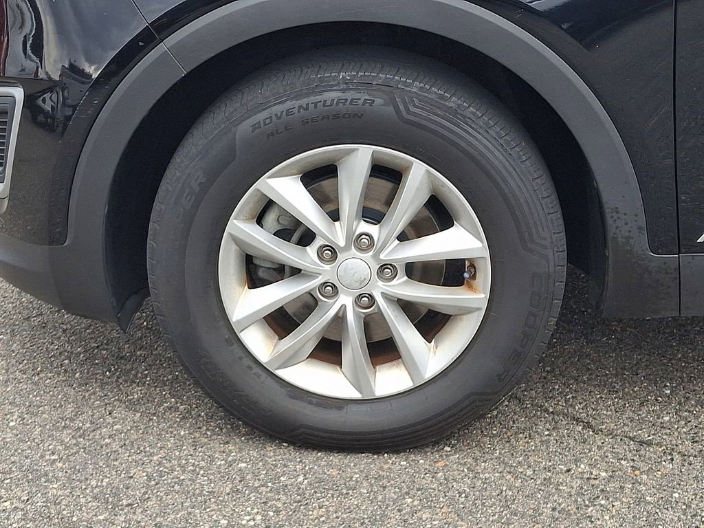 Used 2018 Kia Sorento LX image 8