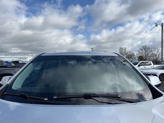 Used 2019 Chevrolet Traverse LT FWD image 23