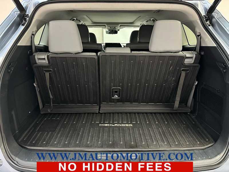 Used 2021 Toyota Highlander Platinum image 17