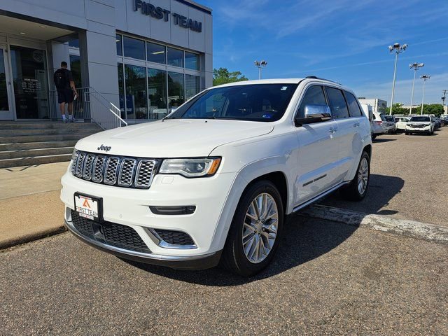 Used 2018 Jeep Grand Cherokee Summit image 2