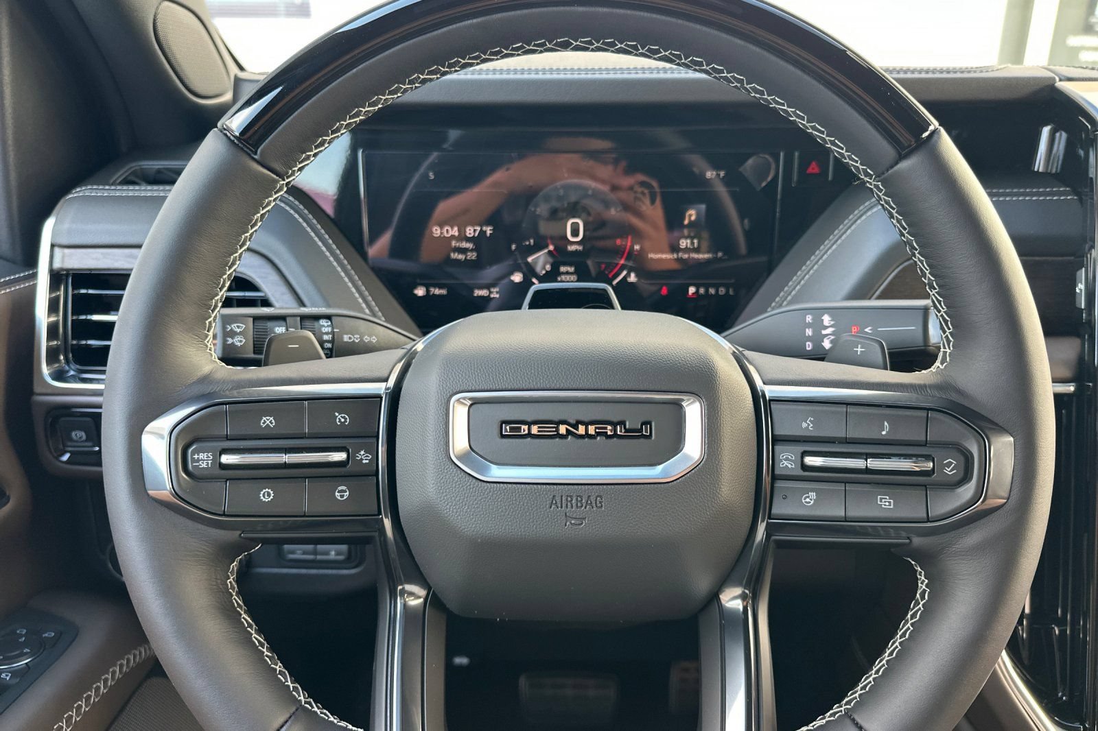 New 2026 GMC Yukon XL Denali Ultimate AWD/4WD image 23