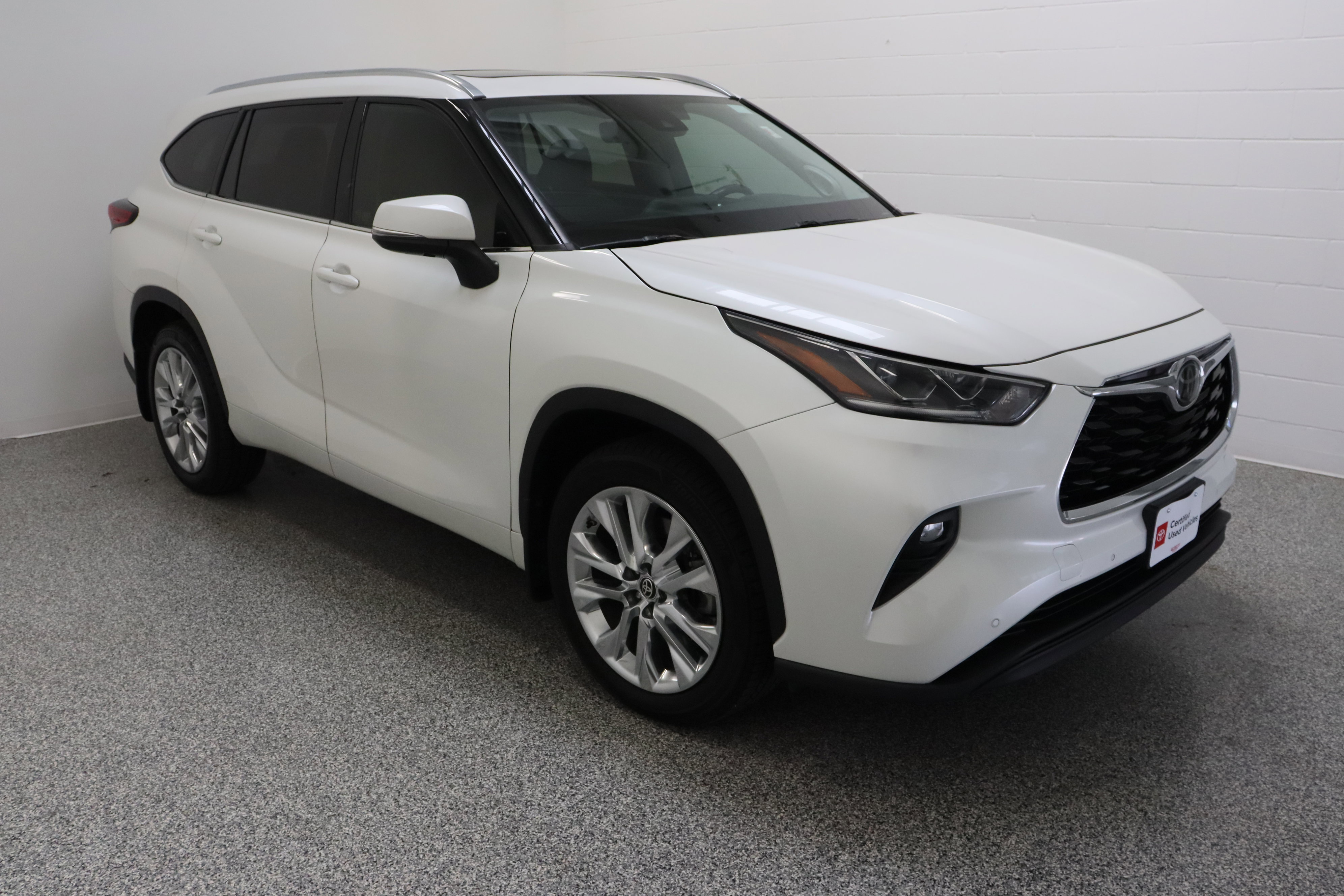 Certified 2020 Toyota Highlander Limited image 4