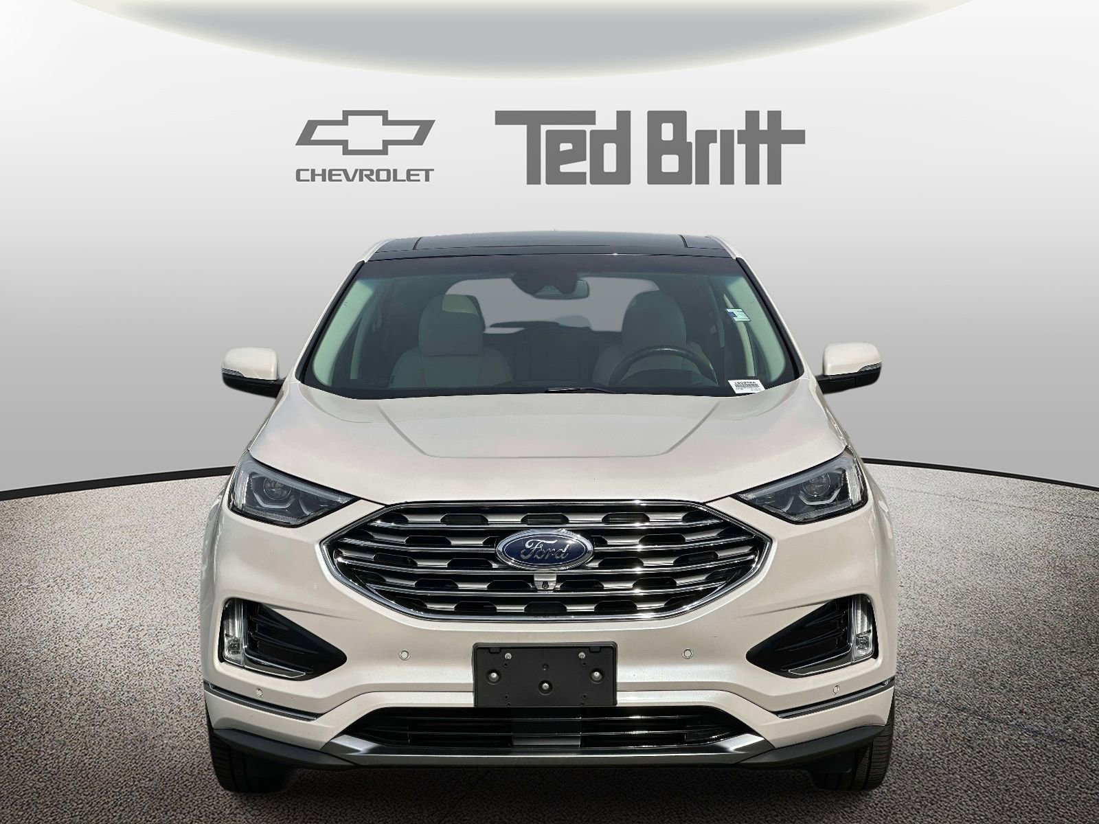 Used 2019 Ford Edge Titanium w/ Equipment Group 301A image 2