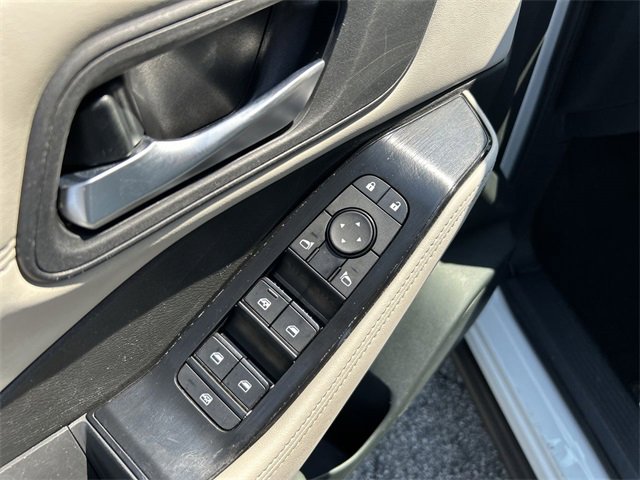 Certified 2023 Nissan Rogue SV w/ SV Premium Package image 16