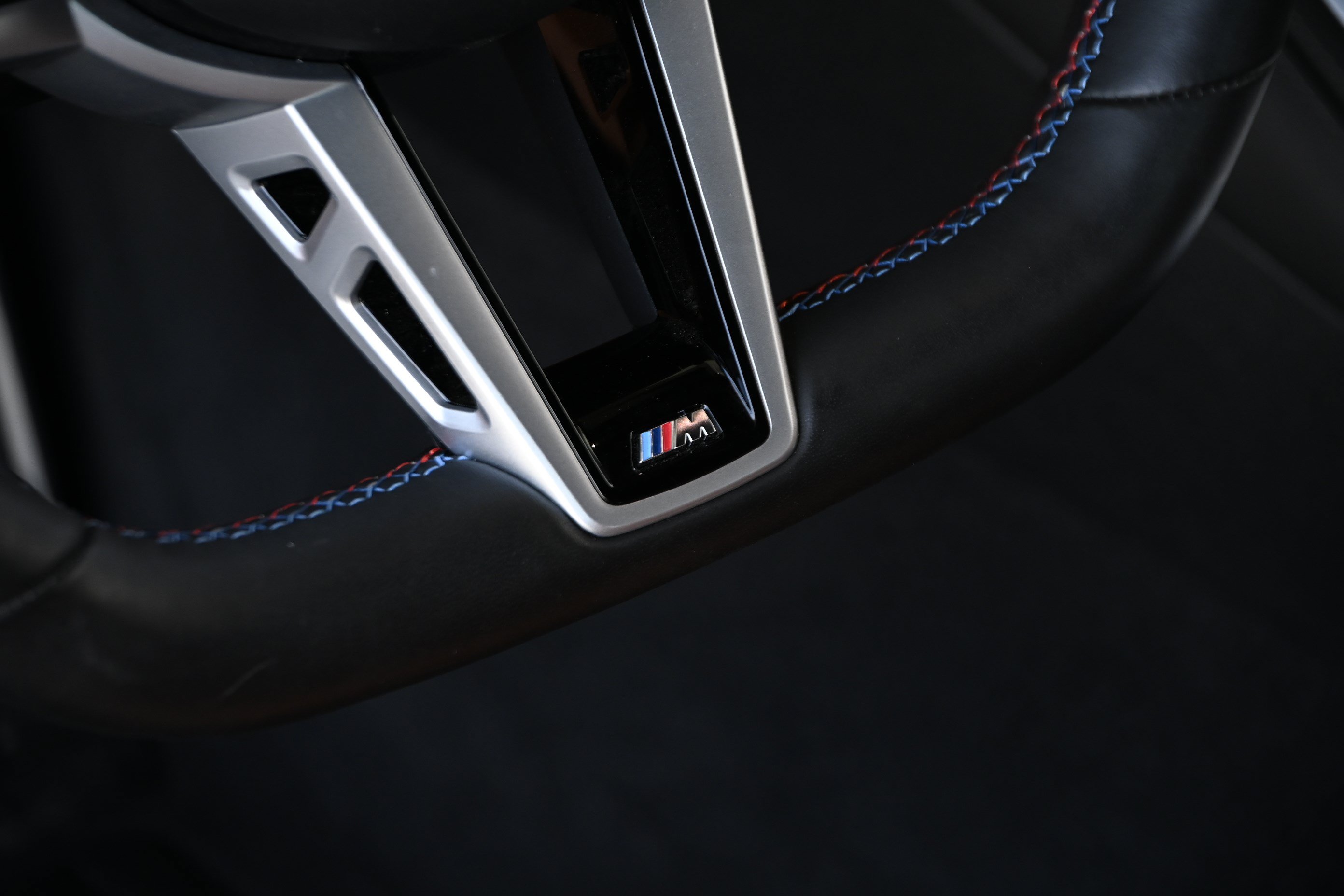 Used 2026 BMW M440i Convertible w/ Premium Package RWD image 24