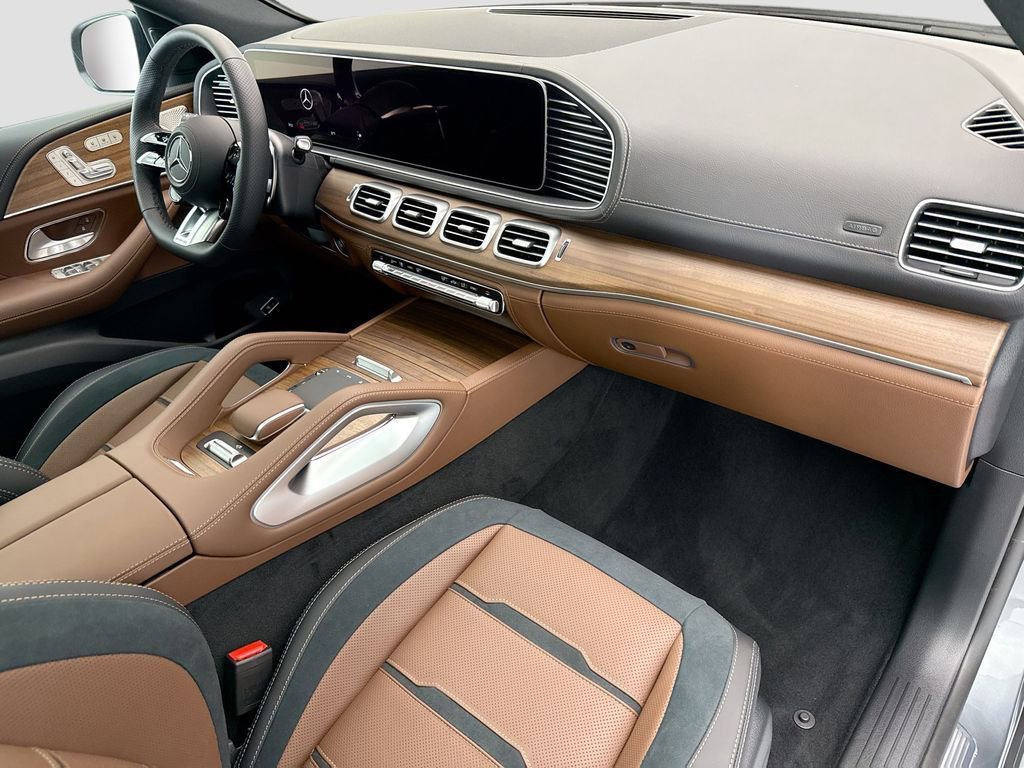 New 2026 Mercedes-Benz GLE 53 AMG 4MATIC Coupe image 17
