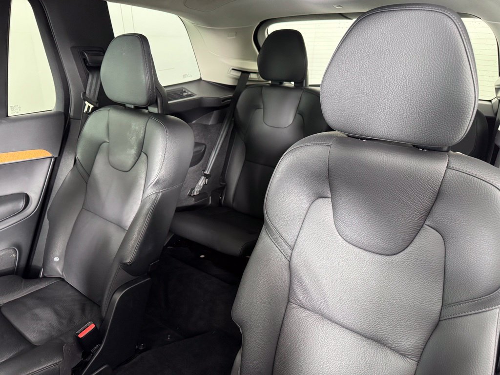 Certified 2024 Volvo XC90 B6 Plus w/ Protection Package AWD/4WD image 15