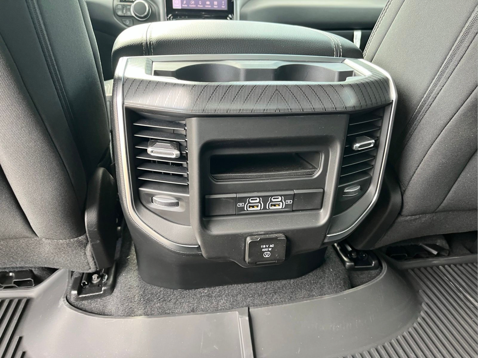 Used 2025 RAM 1500 Big Horn AWD/4WD image 31