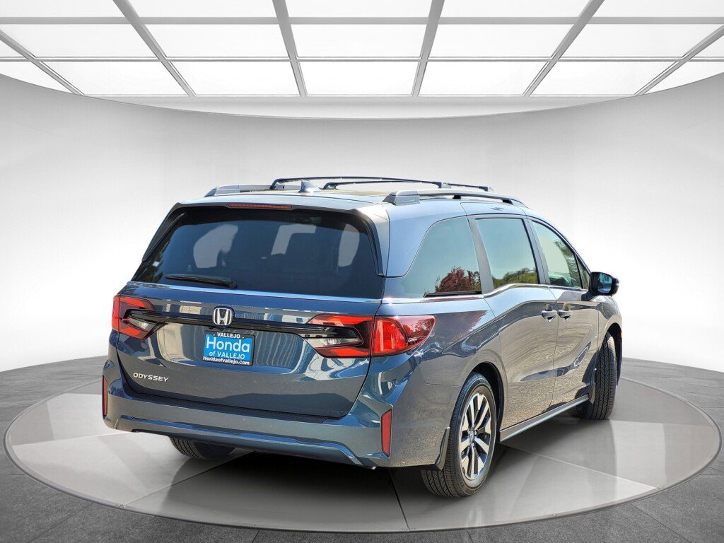 New 2026 Honda Odyssey EX-L image 3