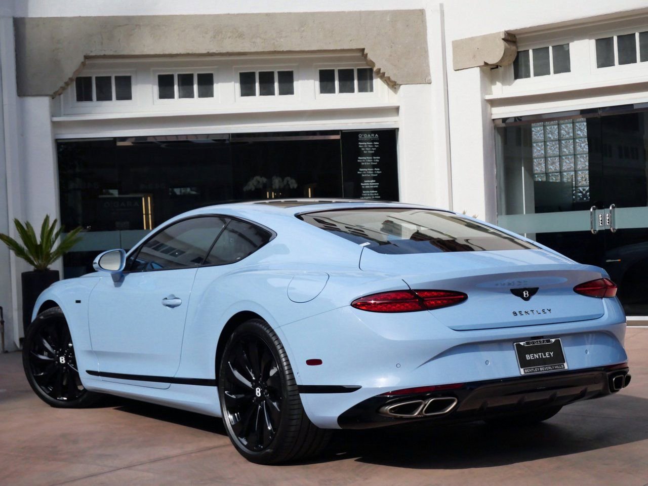 Used 2025 Bentley Continental GT image 3