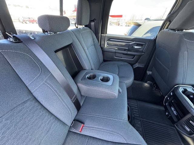 New 2026 RAM 3500 Big Horn AWD/4WD image 28